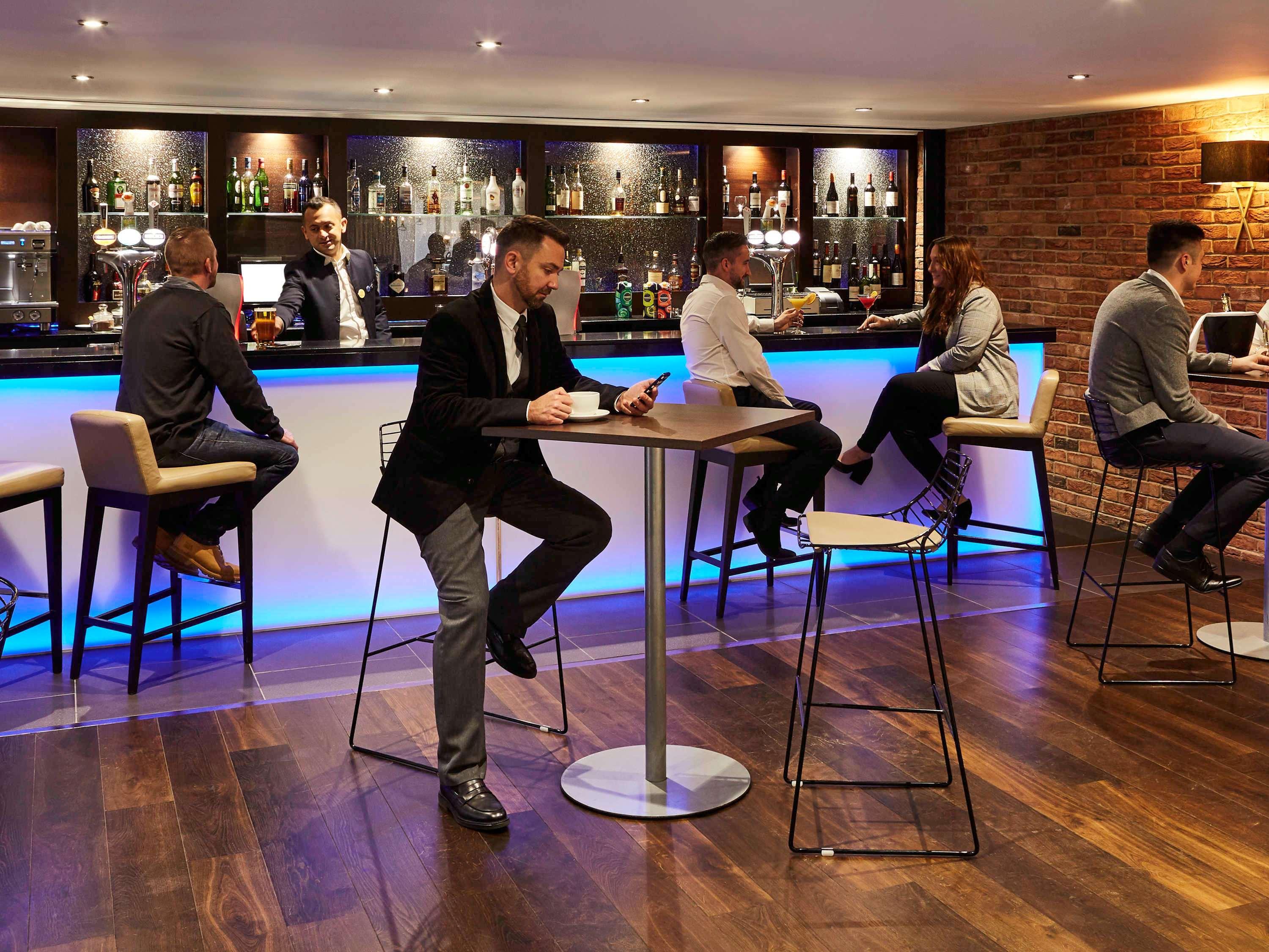 Novotel Ковентри Экстерьер фото