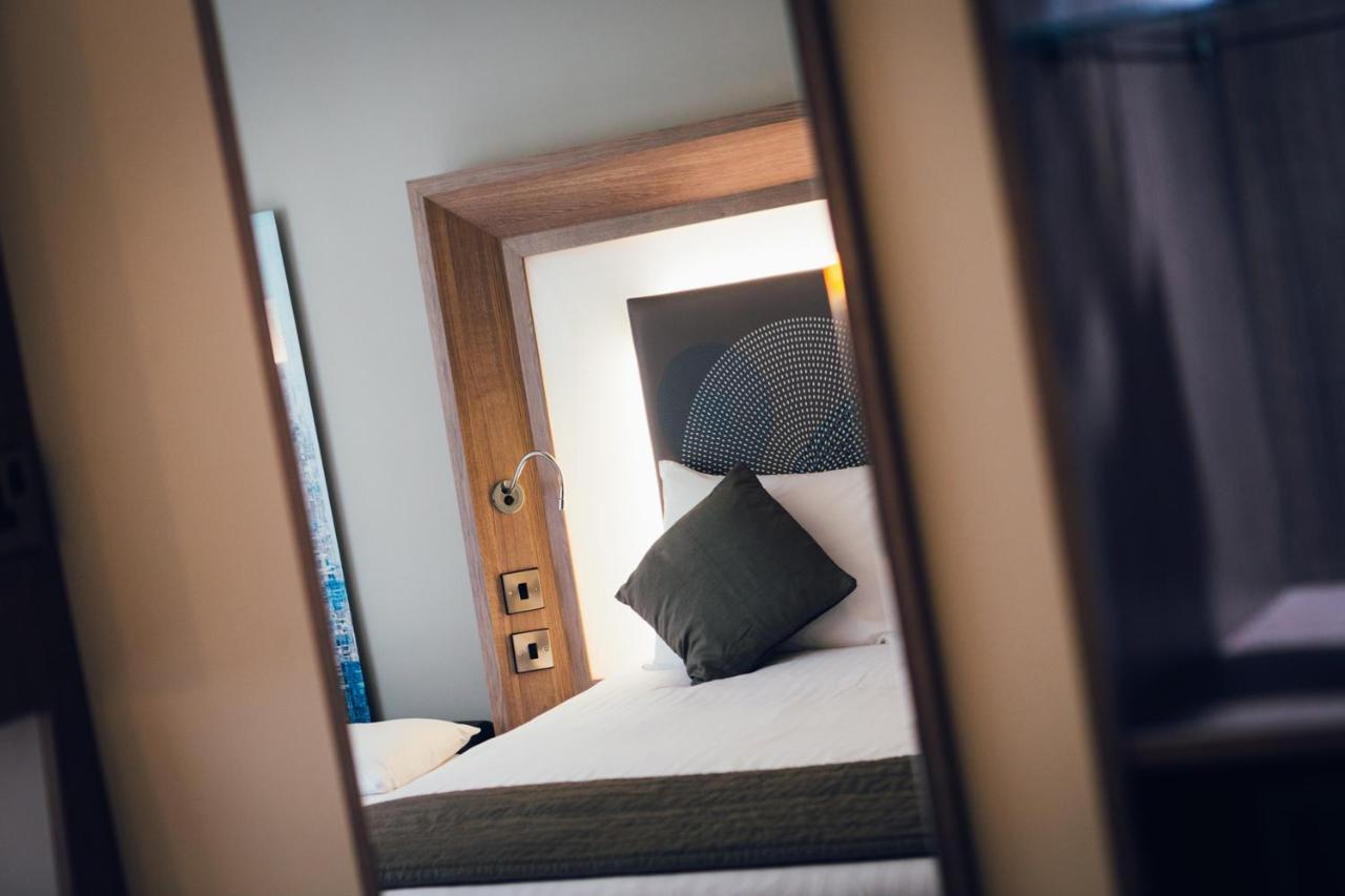 Novotel Ковентри Экстерьер фото